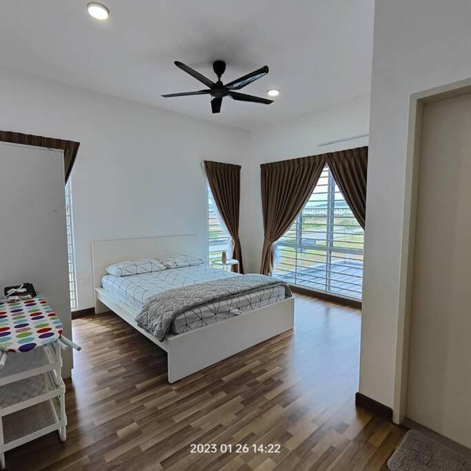 Prima Guest House - Puncak Alam Homestay Mus-Lim Friendly Bandar Puncak Alam Exterior foto