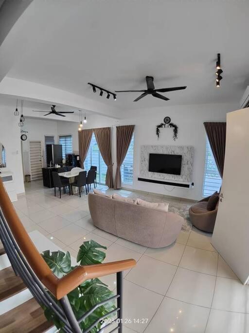 Prima Guest House - Puncak Alam Homestay Mus-Lim Friendly Bandar Puncak Alam Exterior foto
